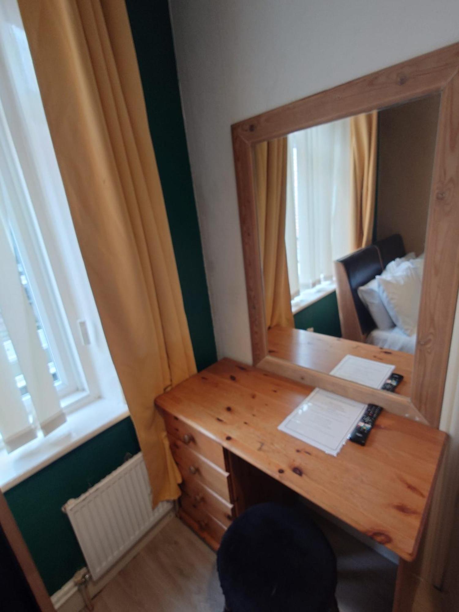 Harriette'S Guest House Blackpool Extérieur photo