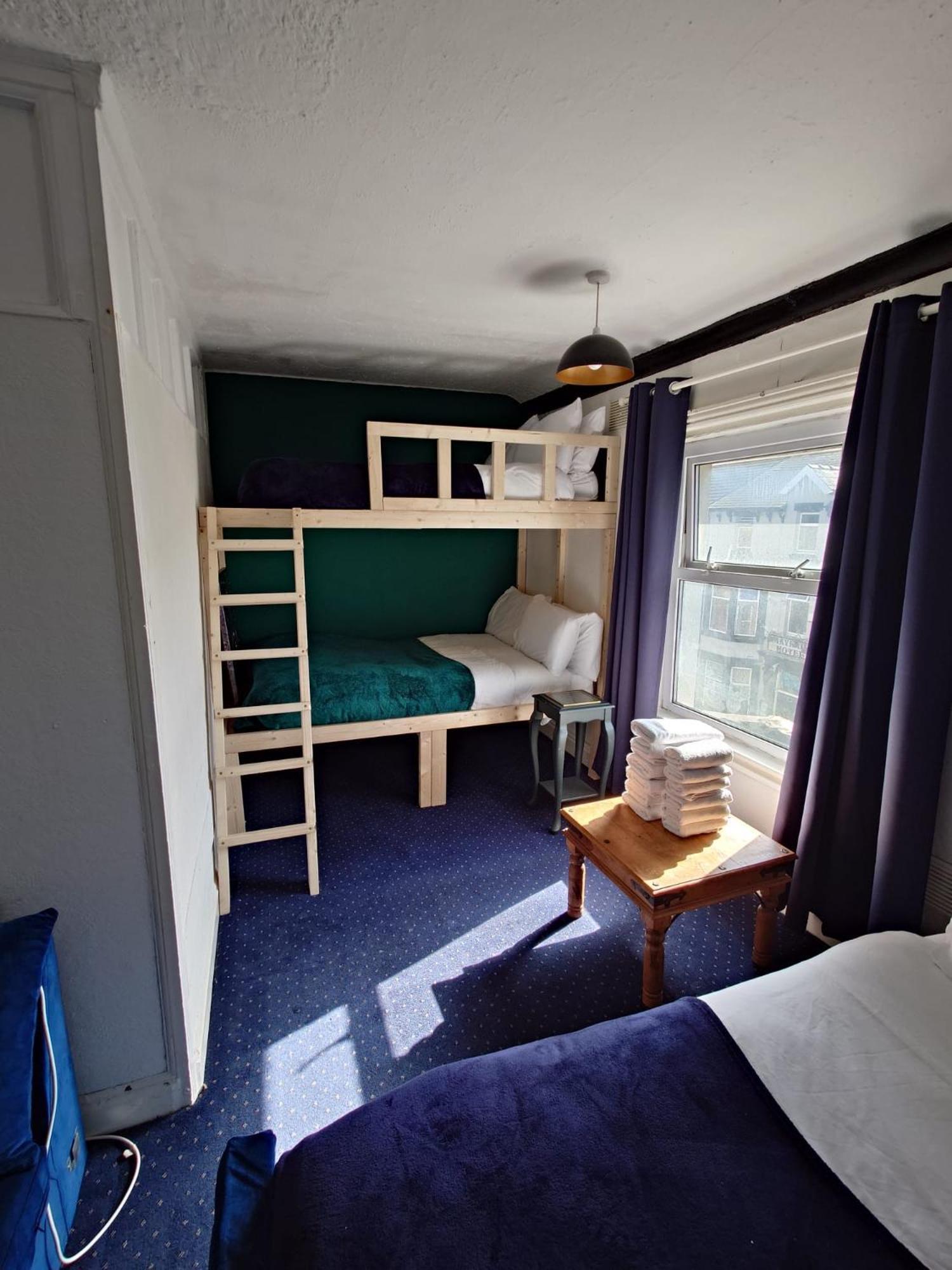 Harriette'S Guest House Blackpool Extérieur photo